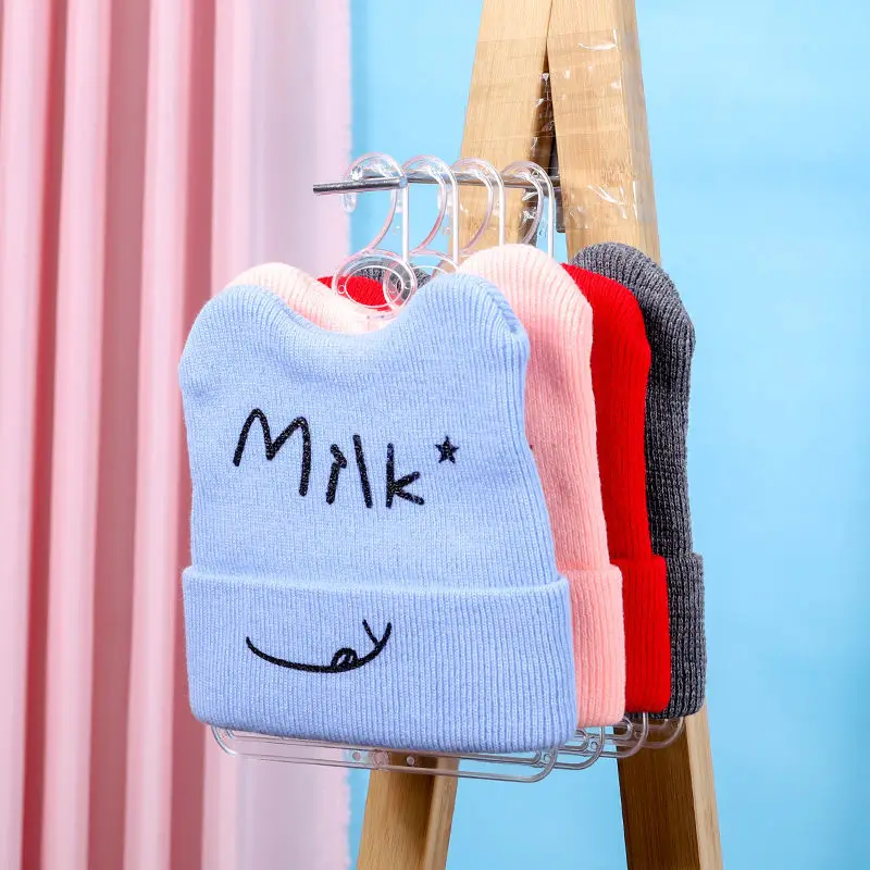 Eenvoudig hoedenrek voor baby' - Baby Clothing Store recensie en prijs